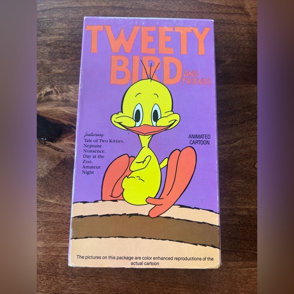 Tweety Bird and Friends VHS - hard to find - #108 - Picture 5 of 7